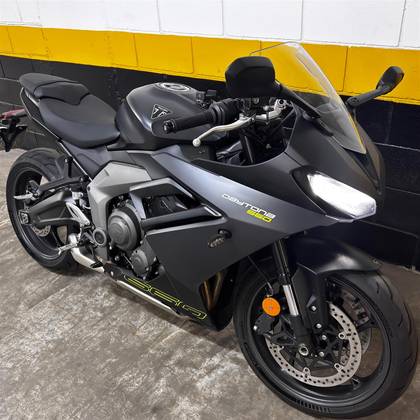 TRIUMPH DAYTONA 660 TRIUMPH DAYTONA 660